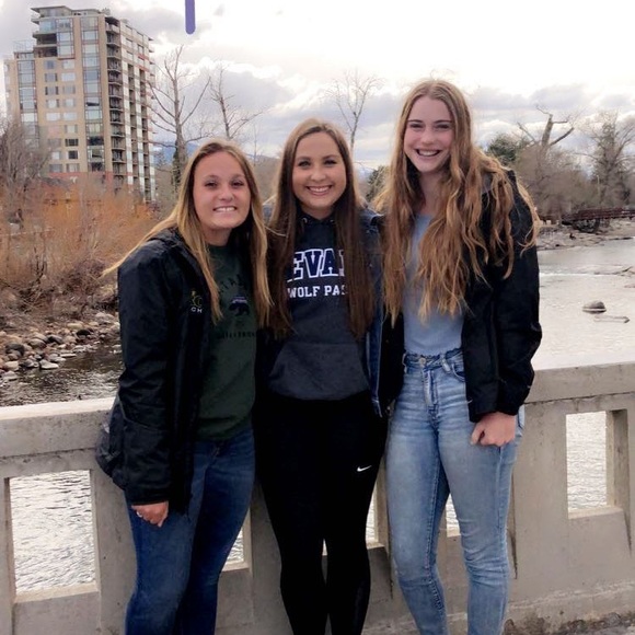 Meet your Posher, Destiny - Picture 1 of 1